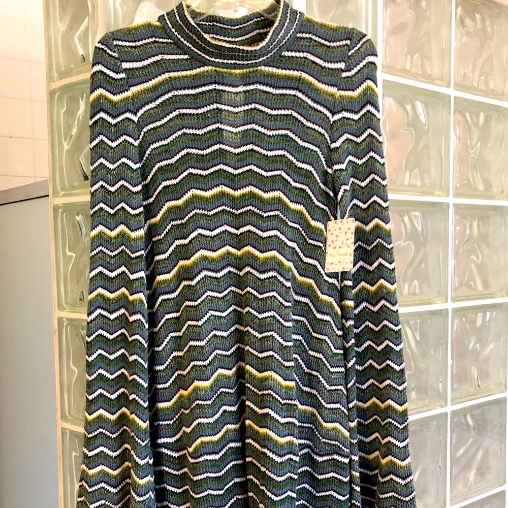 NWT Free people tunic size S.